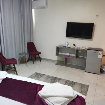 Golden Plaza Hotel Amman Exterior foto