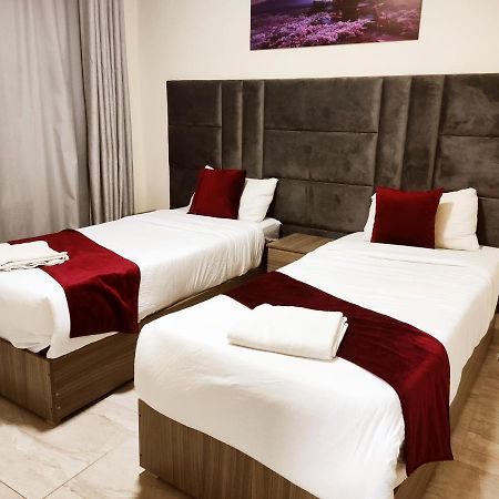 Golden Plaza Hotel Amman Exterior foto