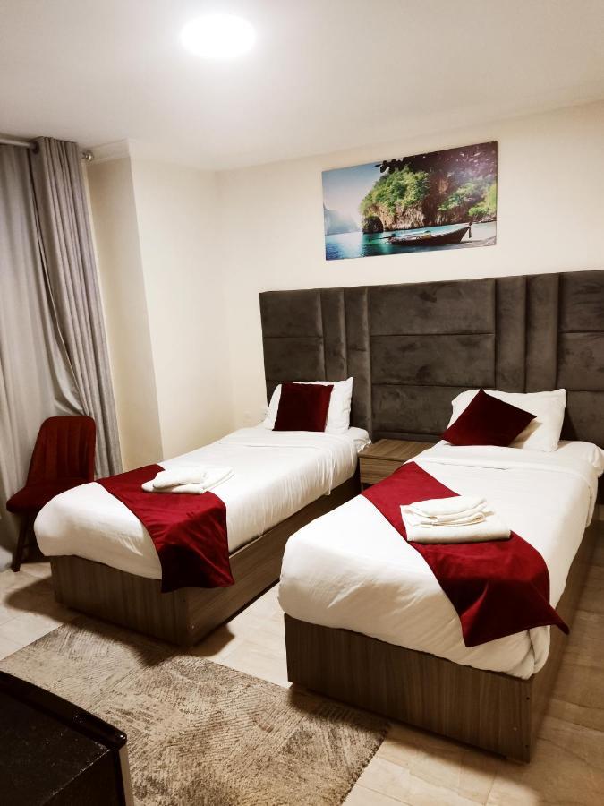 Golden Plaza Hotel Amman Exterior foto
