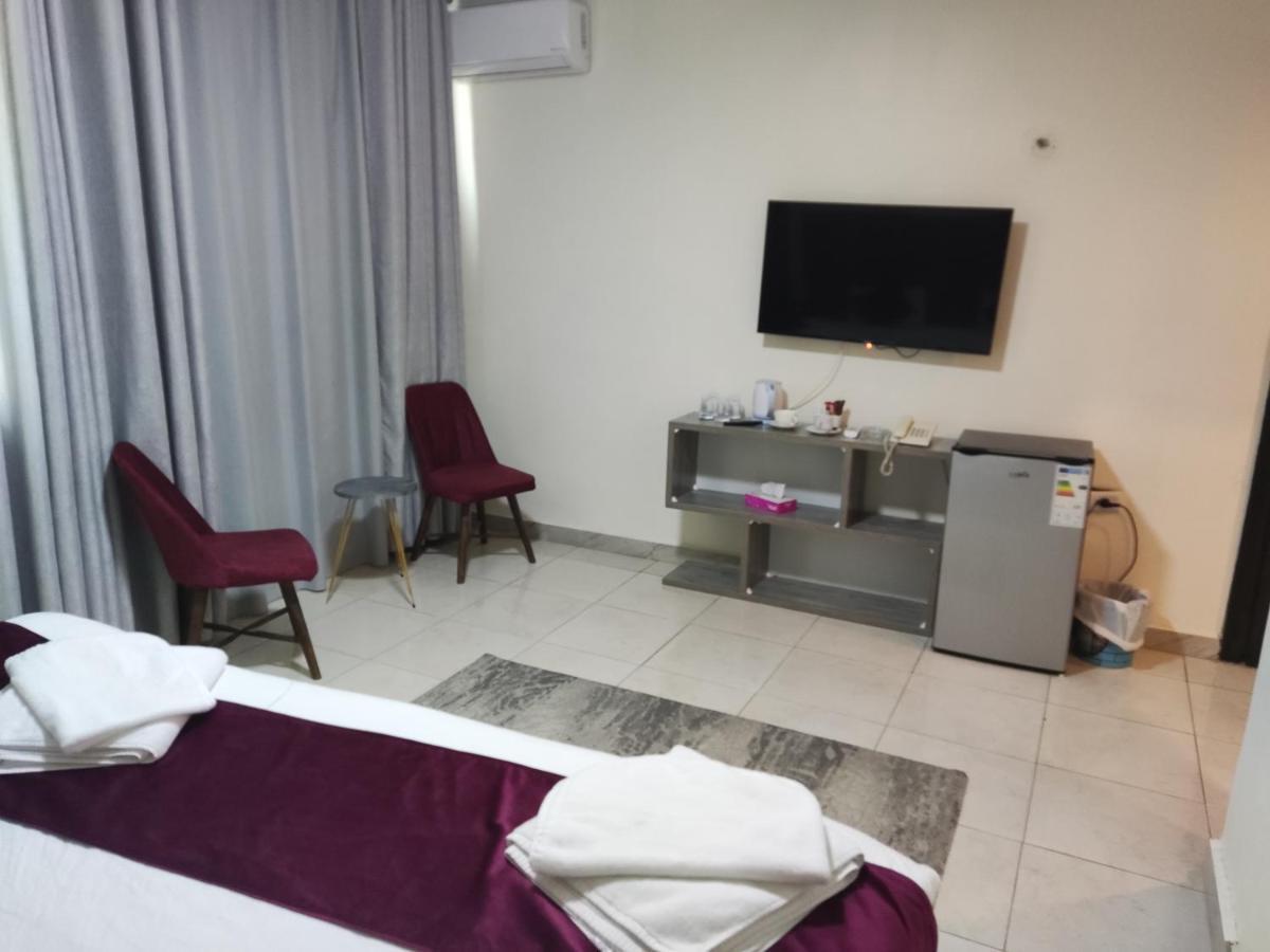 Golden Plaza Hotel Amman Exterior foto