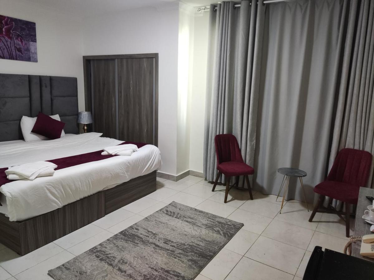 Golden Plaza Hotel Amman Exterior foto